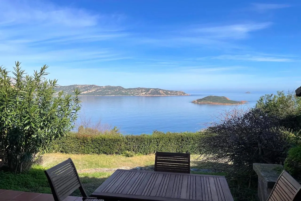 Appartamento SAN TEODORO PUNTA EST GIARDINO VISTA MARe Capo Coda Cavallo Italia